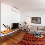 Design In Liberdade - 2 Bedroom Apartment, Marques Pombal Διαμέρισμα *