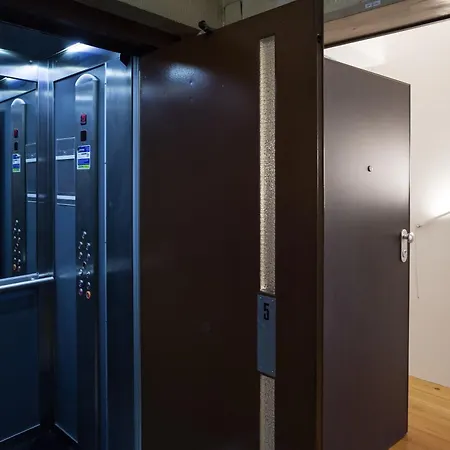 Apartamento Liberdade&design-2 Bedroom Apartment, Marquês Pombal *