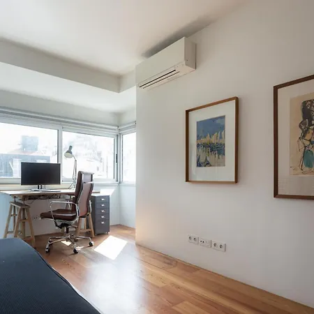 Design In Liberdade - 2 Bedroom Apartment, Marques Pombal Lägenhet