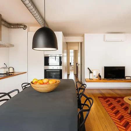 Liberdade&design-2 Bedroom Apartment, Marquês Pombal Lisboa